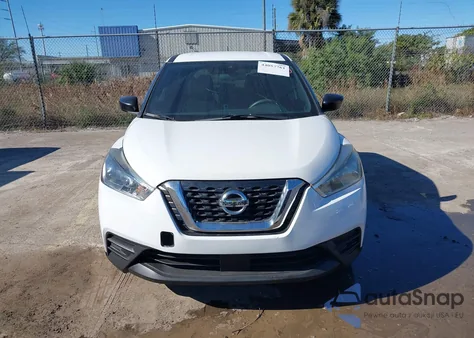 2020 Nissan Kicks S Xtronic Cvt из США, поврежденный, VIN 3N1CP5BV2LL540670